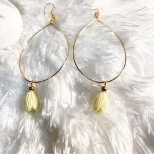 Hand Crafted Earrings Pikake / Jasmin Flower earrings